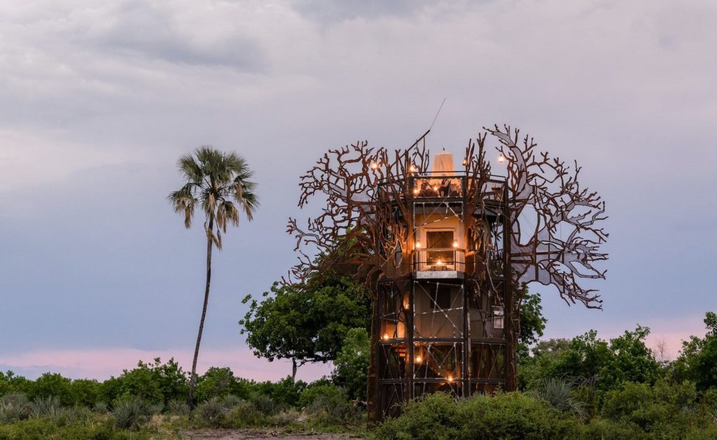 Пойма реки Окаванго. Ботсвана Xigera Safari Lodge, Baobab Treehouse